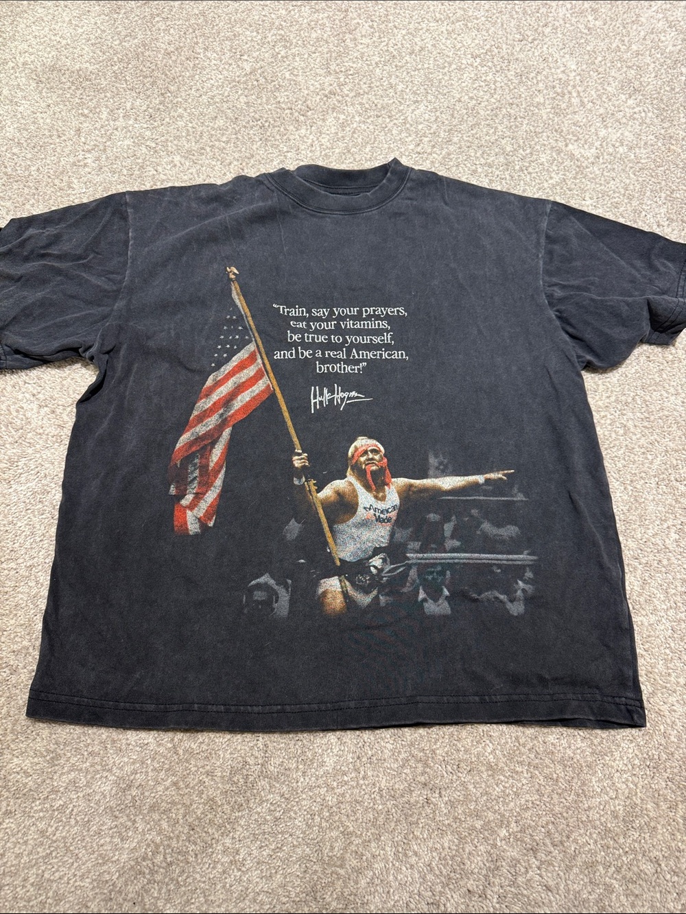Black vintage Men’s T-Shirt with hulk hogan Graphic